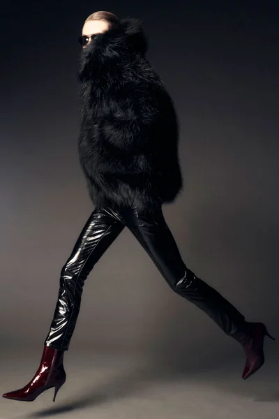 Look 13
